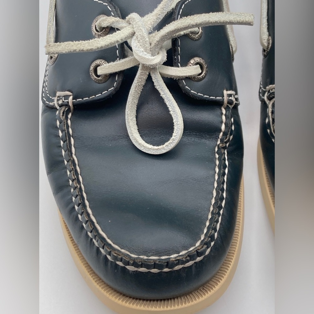 L.L. Bean Women's Navy Leather Slip on Boat Loafers Shoes Size 9 - Picture 10 of 11